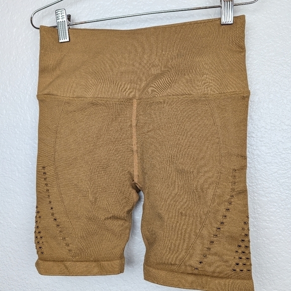 NWOT spiritual gangster ribbed athletic shorts - Picture 1 of 3